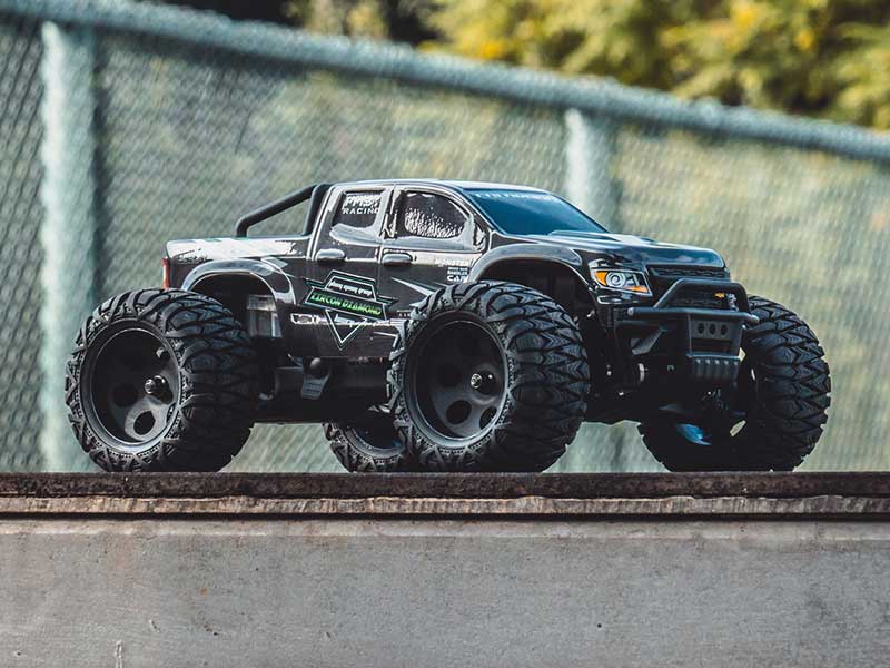 FMS 1:24 FMT24 Chevrolet Colorado Monster Truck RTR